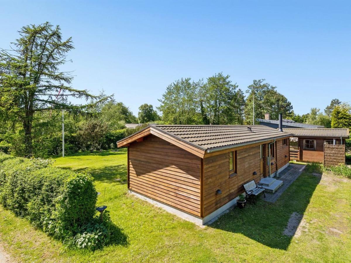 Bøtø By Holiday Home Agda - 100M From The Sea In Lolland- Falster And Mon By Interhome מראה חיצוני תמונה