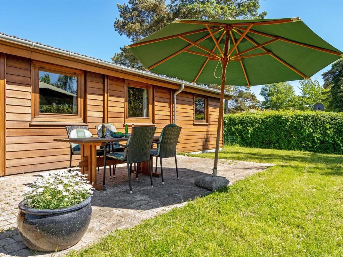 Bøtø By Holiday Home Agda - 100M From The Sea In Lolland- Falster And Mon By Interhome מראה חיצוני תמונה