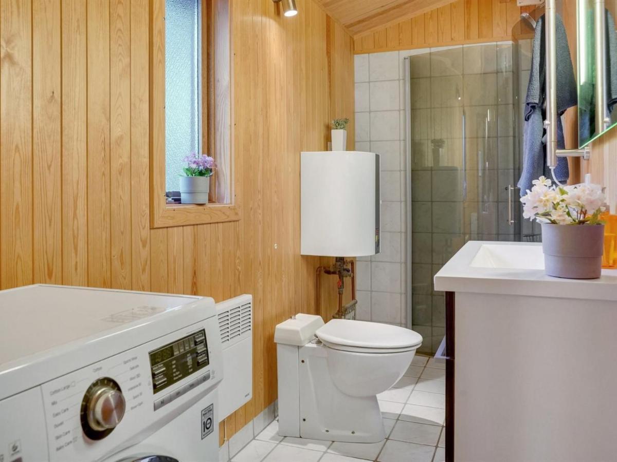 Bøtø By Holiday Home Agda - 100M From The Sea In Lolland- Falster And Mon By Interhome מראה חיצוני תמונה